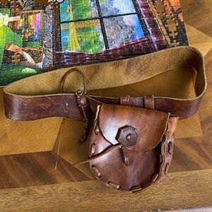 Vintage Handmade Leather Belt Pouch LARP Renaissance Medieval